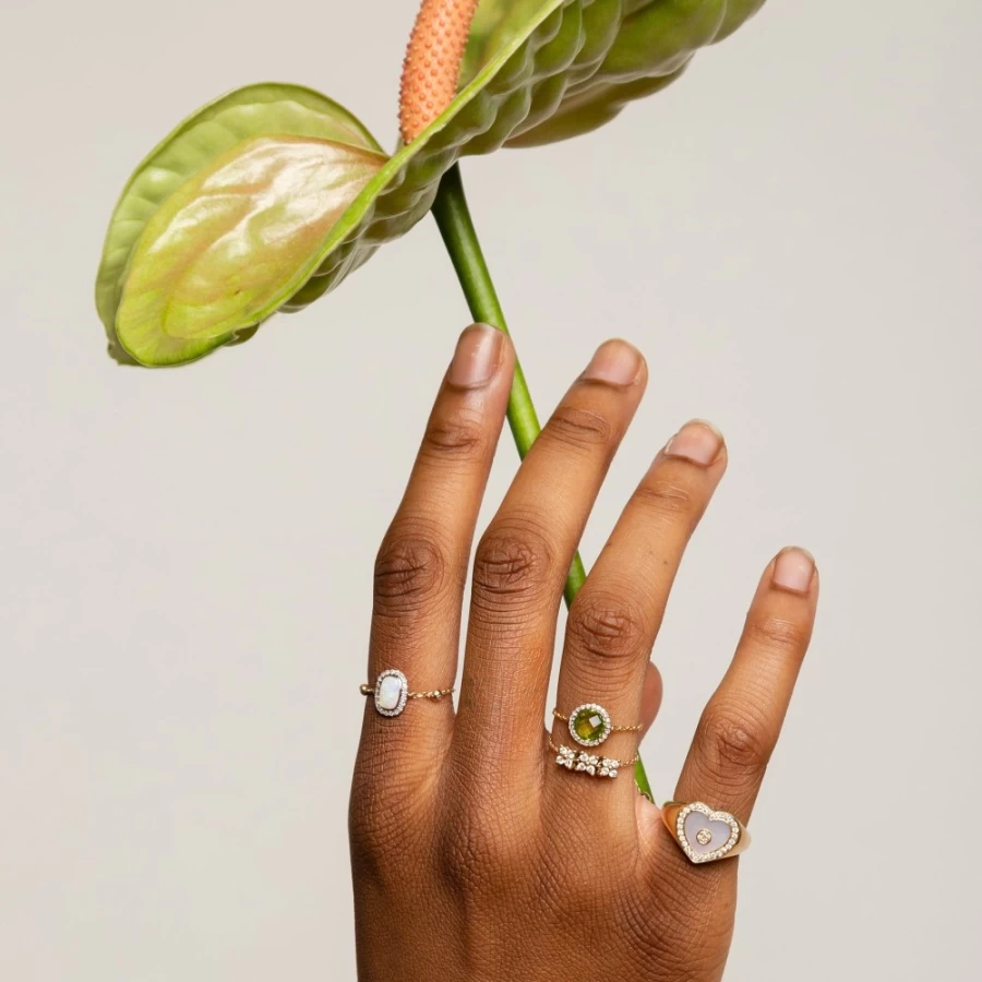 Anissa Kermiche Women's Circle Peridot Ring - Elegant Green Gemstone Jewelry